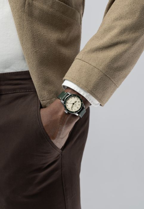 系列飞行先锋38毫米腕表 8