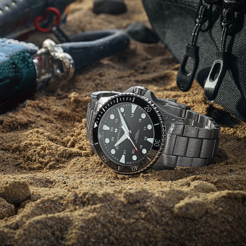 Khaki Navy Scuba Auto